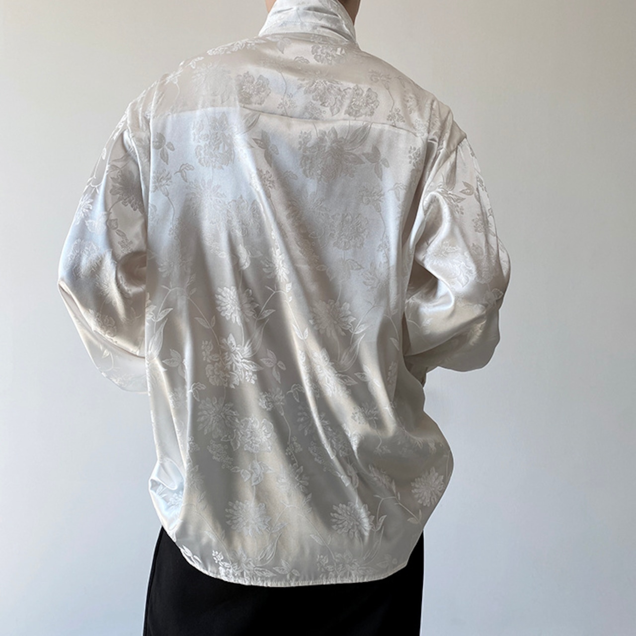 Pleated Stand Collar Shirt / プリーツ スタンドカラー シャツ