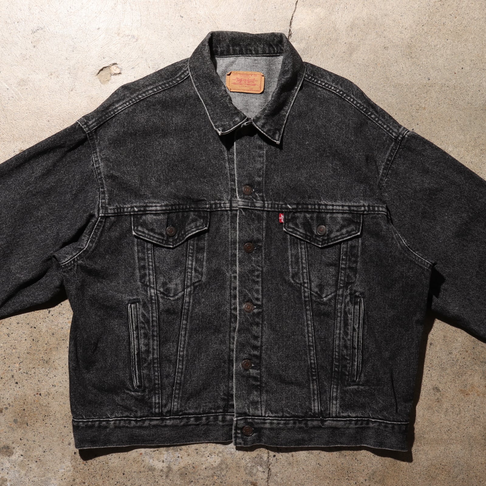 美品 XL 先染め 70507 USA Levi's ブラックデニムジャケット