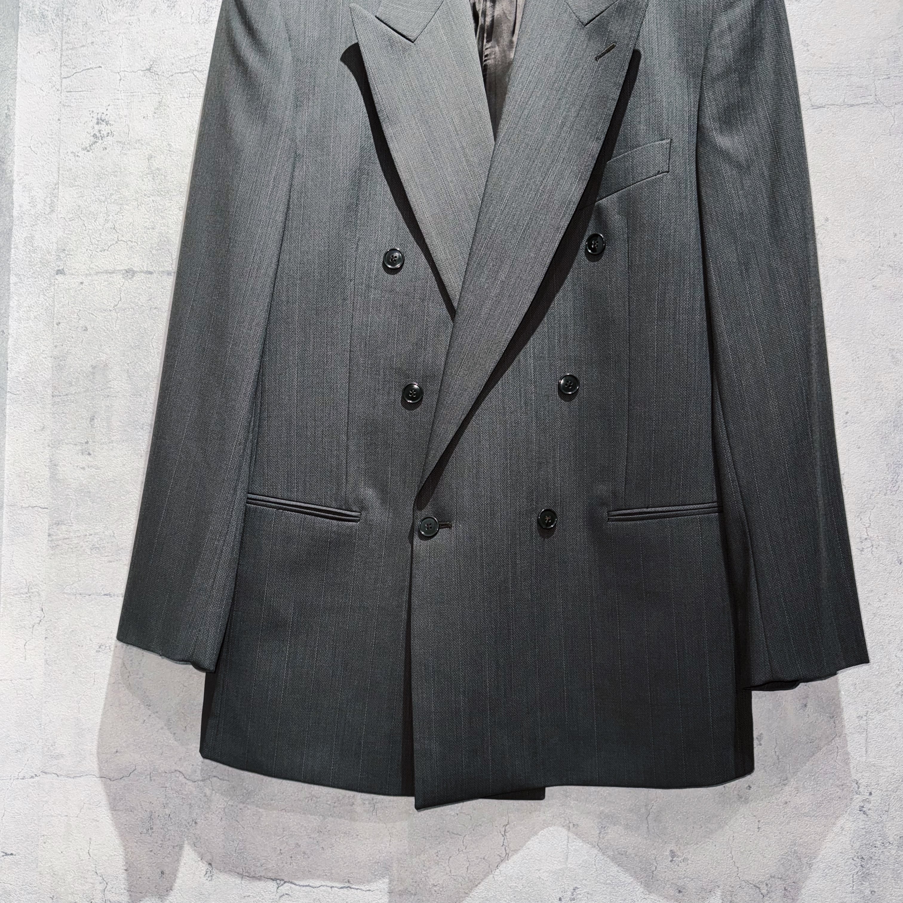 Special“MANI by GIORGIO ARMANI”six botão double breasted stripe