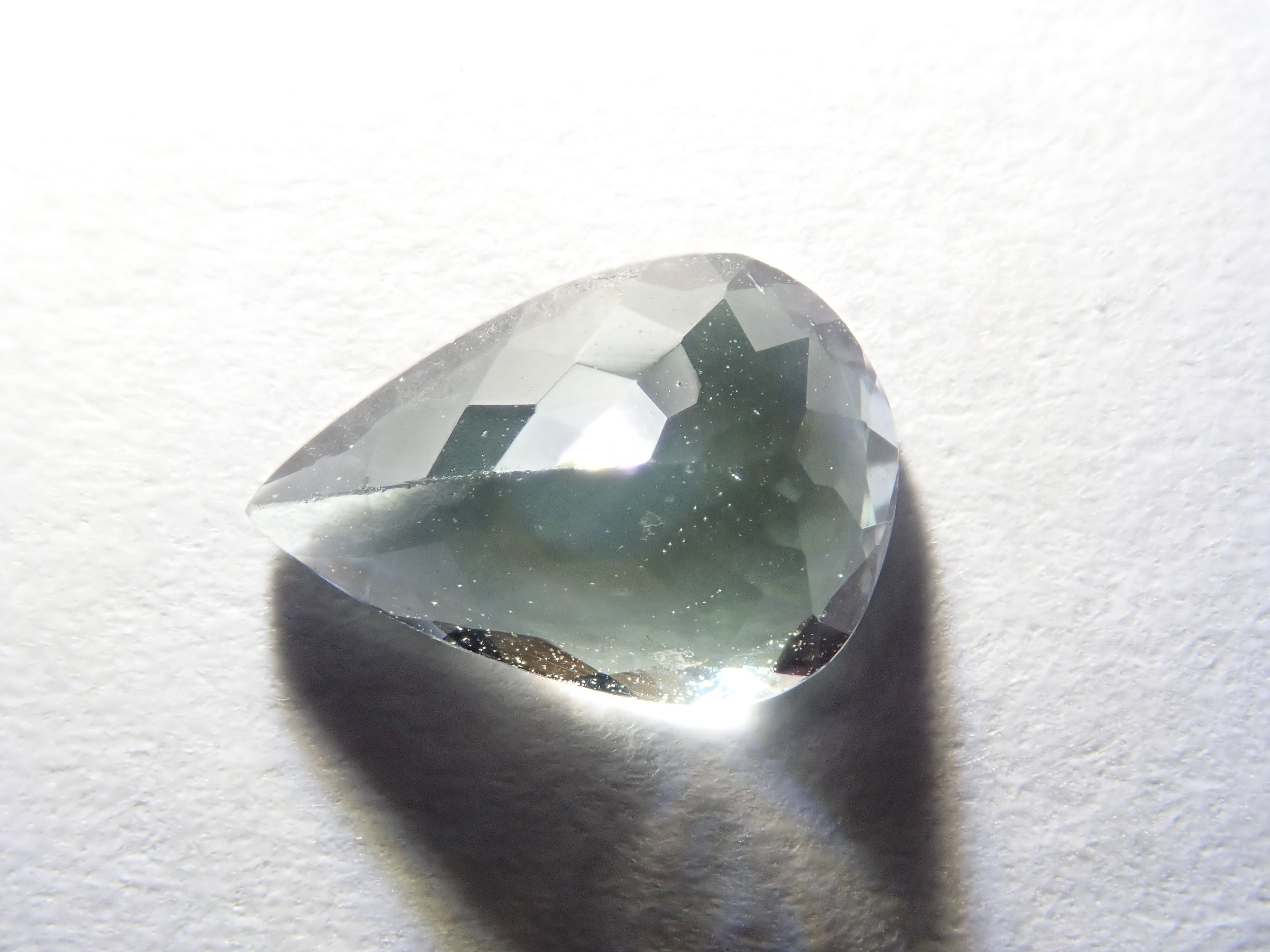 タンザニア産バイカラータンザナイト 0.652ct | Gem Shop Urcaguary