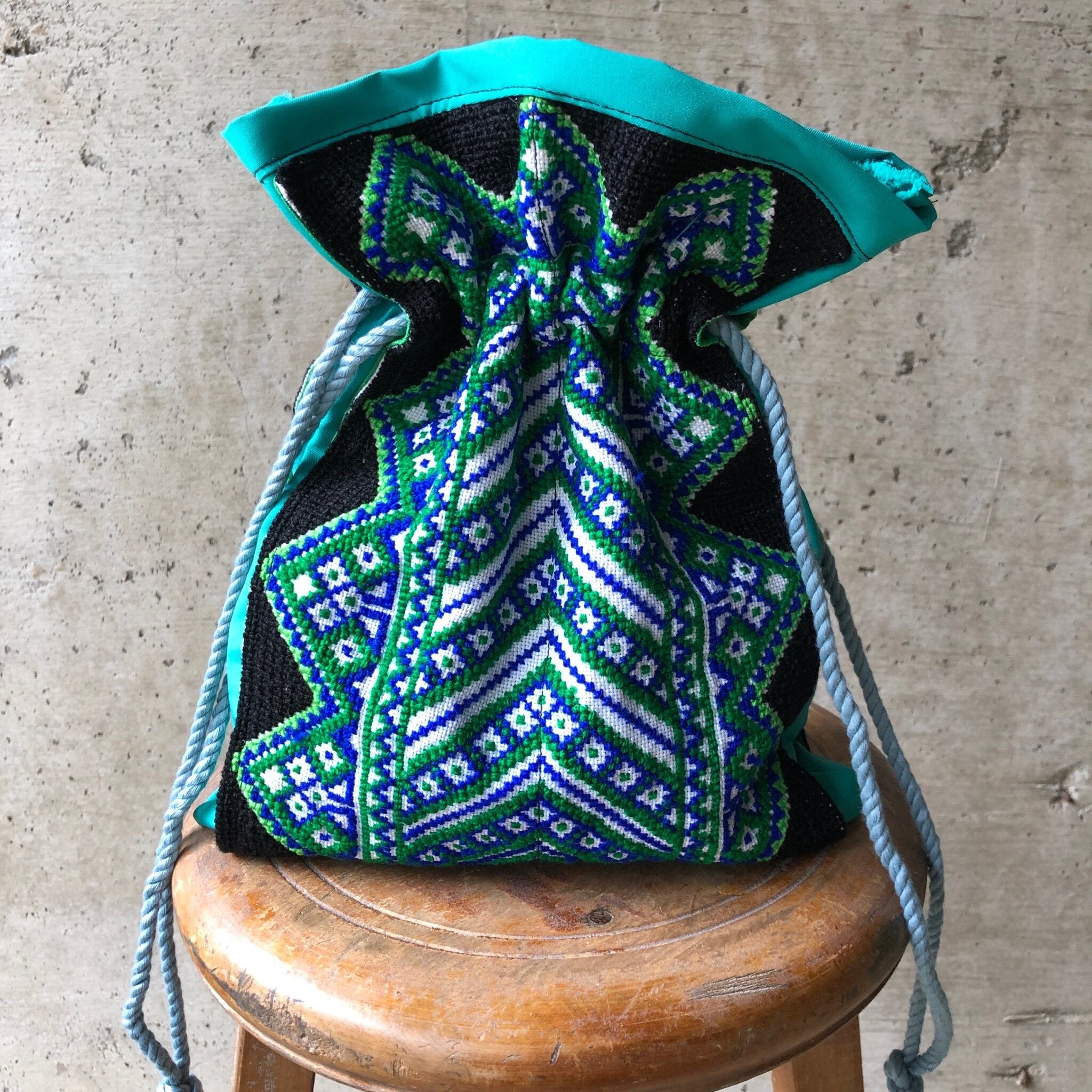 HB505】 モン族刺繍クロス ハンドメイドポーチ 巾着1個 | ビンテージ