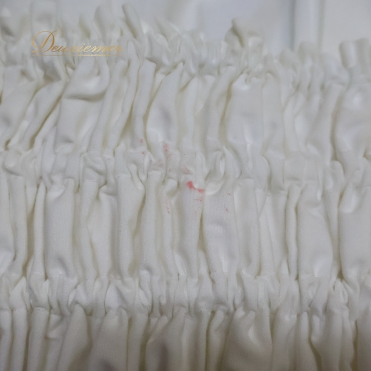 フラダンス 衣装 パウスカート フラドリーム ホワイト系 Hula Dream ブラック系 シングル 花柄 ワンポイント シンプル かわいい 華やか 明るい きれい 上品 ハワイアン アロハ フラ ダンス レッスン 練習 かわいらしい フラスタイル フラ衣装