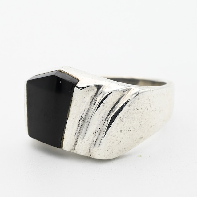 Black Onyx Fluted Design Ring  #20.0 / Denmark