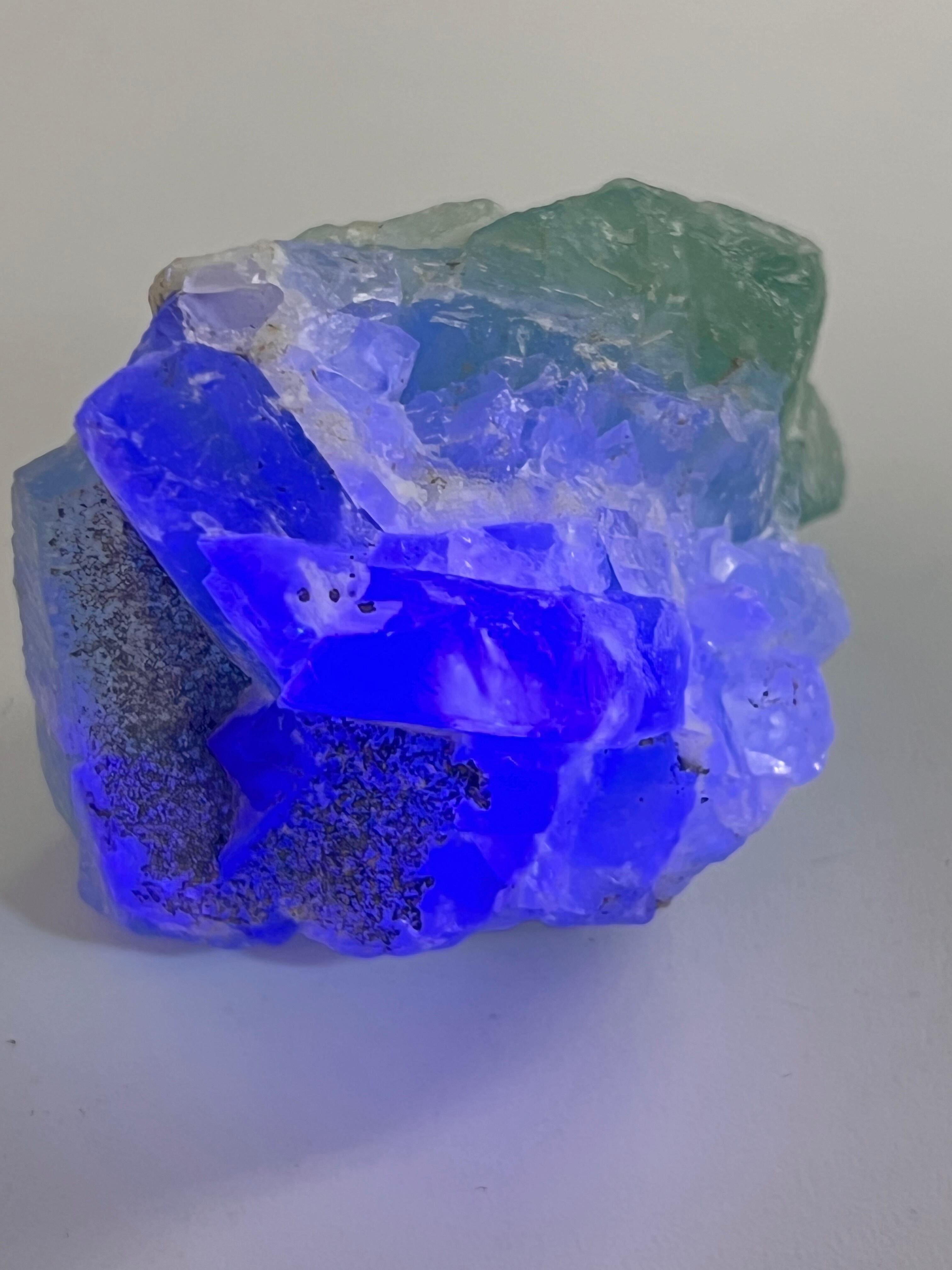 E33077】メキシコ産 蛍石 フローライト 天然石 鉱物 原石