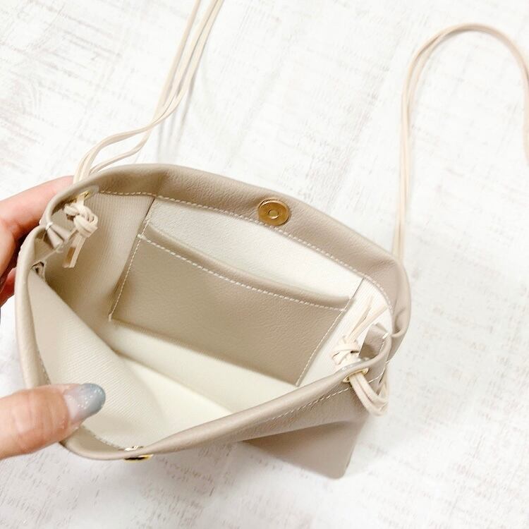 外側ポケット付き☆シンプルスマホポシェット横型 | ponpon☆'Owmd