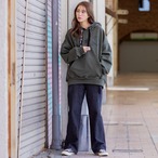 ロゴ紐ベーマークパーカー