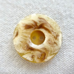 ドイツ ドーナツベージュマーブル 2穴 25.5㎜