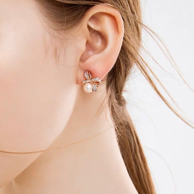 リボンパールイヤリング　CH3222