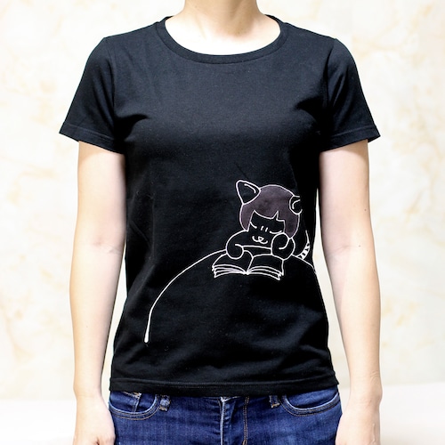 手描きTシャツ『本を読む』WM