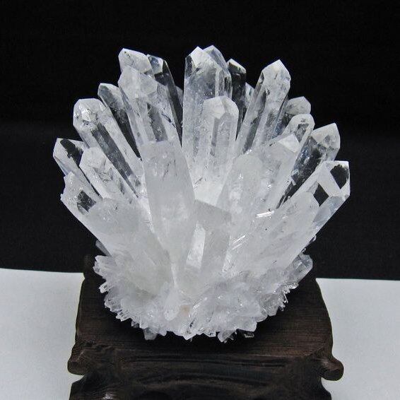 水晶 クラスター 水晶 原石 台座付属 一点物 182-8663