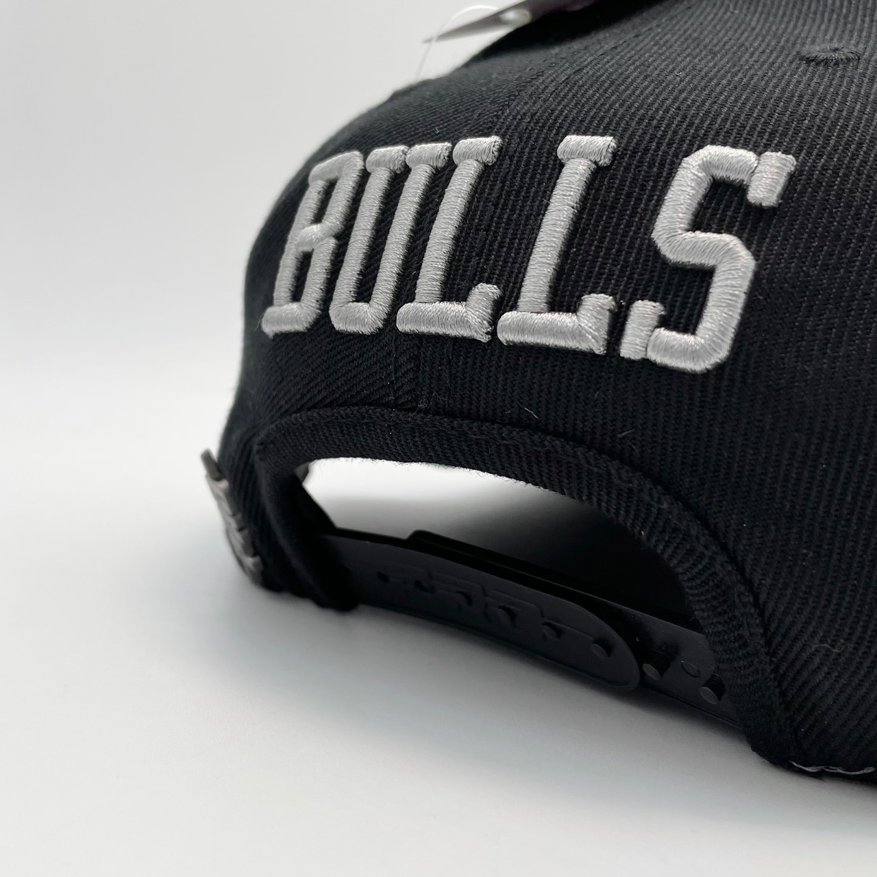 PRO STANDARD/プロスタンダード　  NBA シカゴ・ブルズ　BULLS 2TONE BLK &