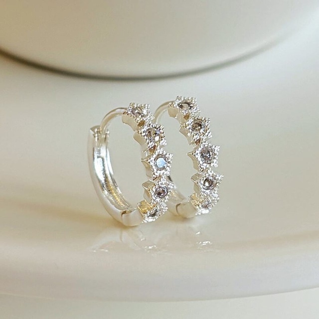 Star hoop pierce　B609