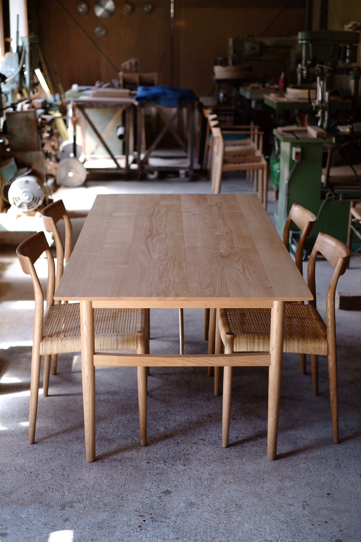 ダイニングテーブル | COYA Fine Furniture