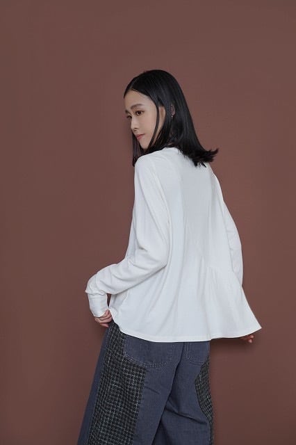 【新品未使用品】CYAN tokyo アシメギャザーウォームトップス CYAN TOKYO 】アシメギャザーウォームTOPS | valance 福井｜レディース