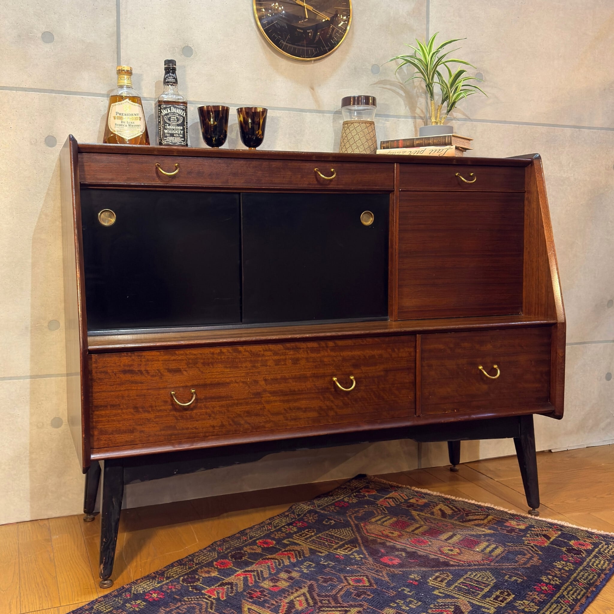 Contemporary / Oval Sideboard / オーバル型 サイドボード ローボード
