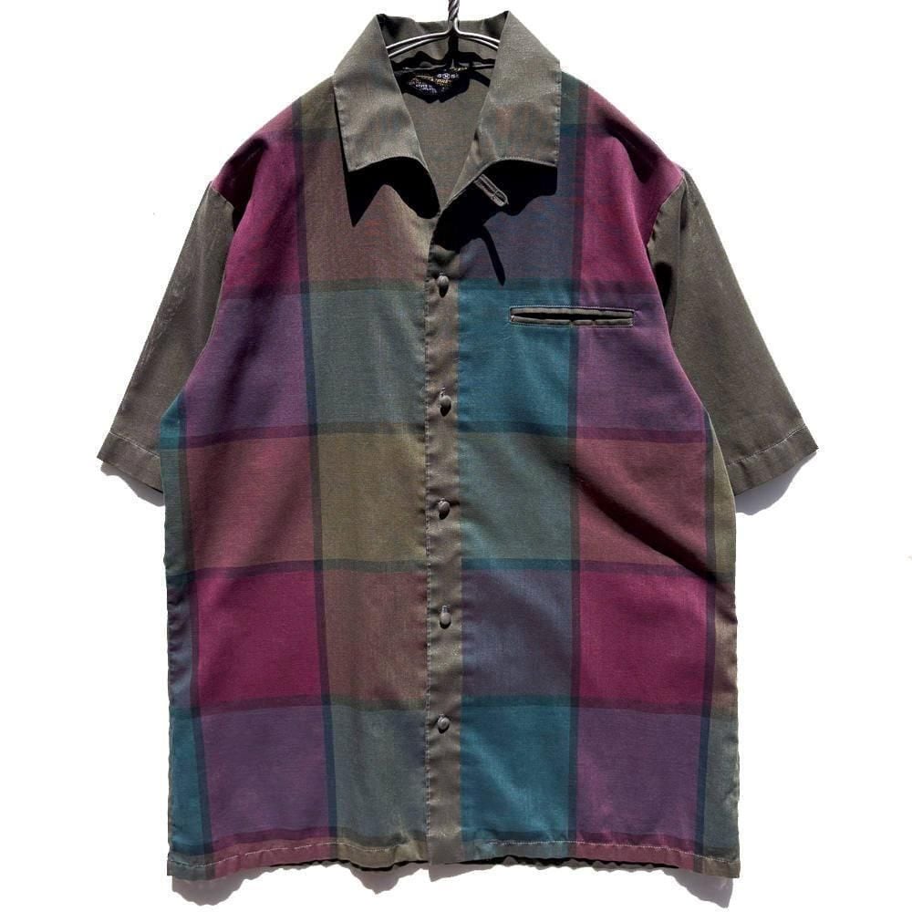 1960's USA Rayon open collar shirt 1960's USA Rayon open