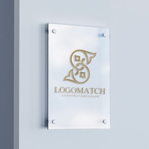 伝統とラグジュアリーSのロゴ