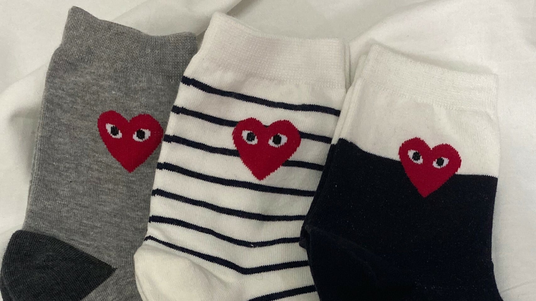 cdg heart socks