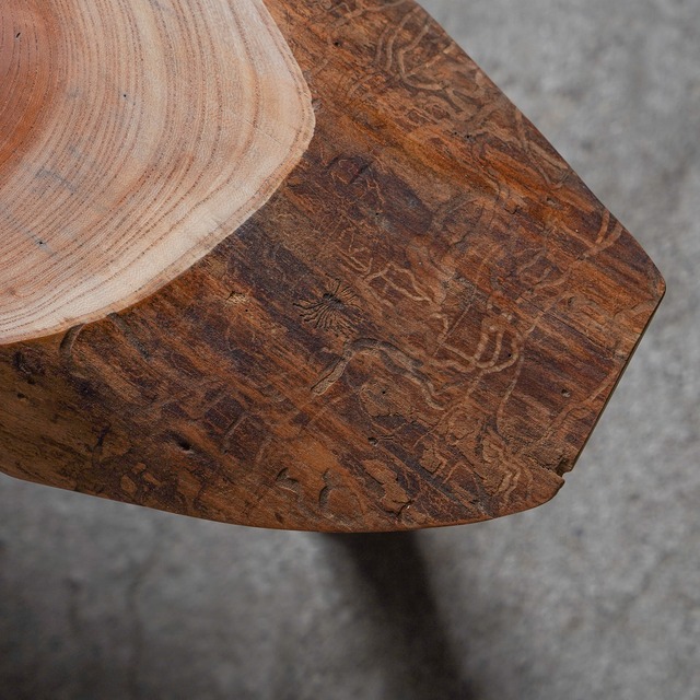 欅の良材 輪切り一枚板のローテーブル