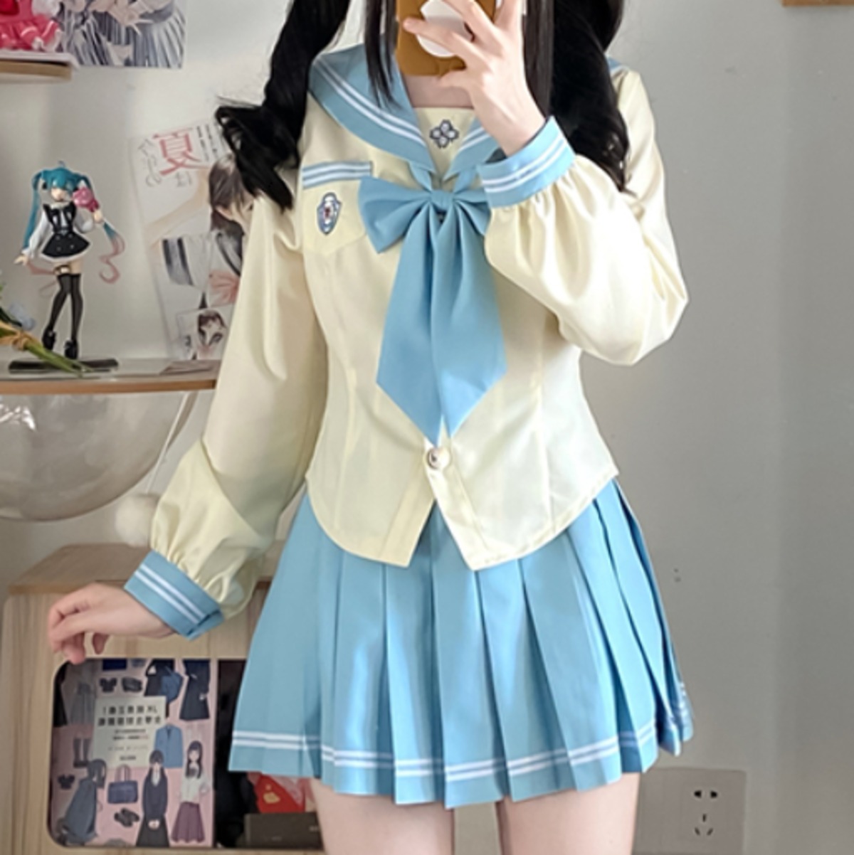 ゆめかわ♡選べる袖丈 紋章入りブルーカラーセーラー服