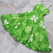 フラダンス 衣装 ワンピース ドレス パンドール グリーン系 Paondor 日本製 キャミソールドレス フリル 花柄 かわいい 華やか 鮮やか 明るい 爽やか 緑 白 ハワイアン アロハ ハワイアンプリント フラ ダンス レッスン 練習 レディース おしゃれ