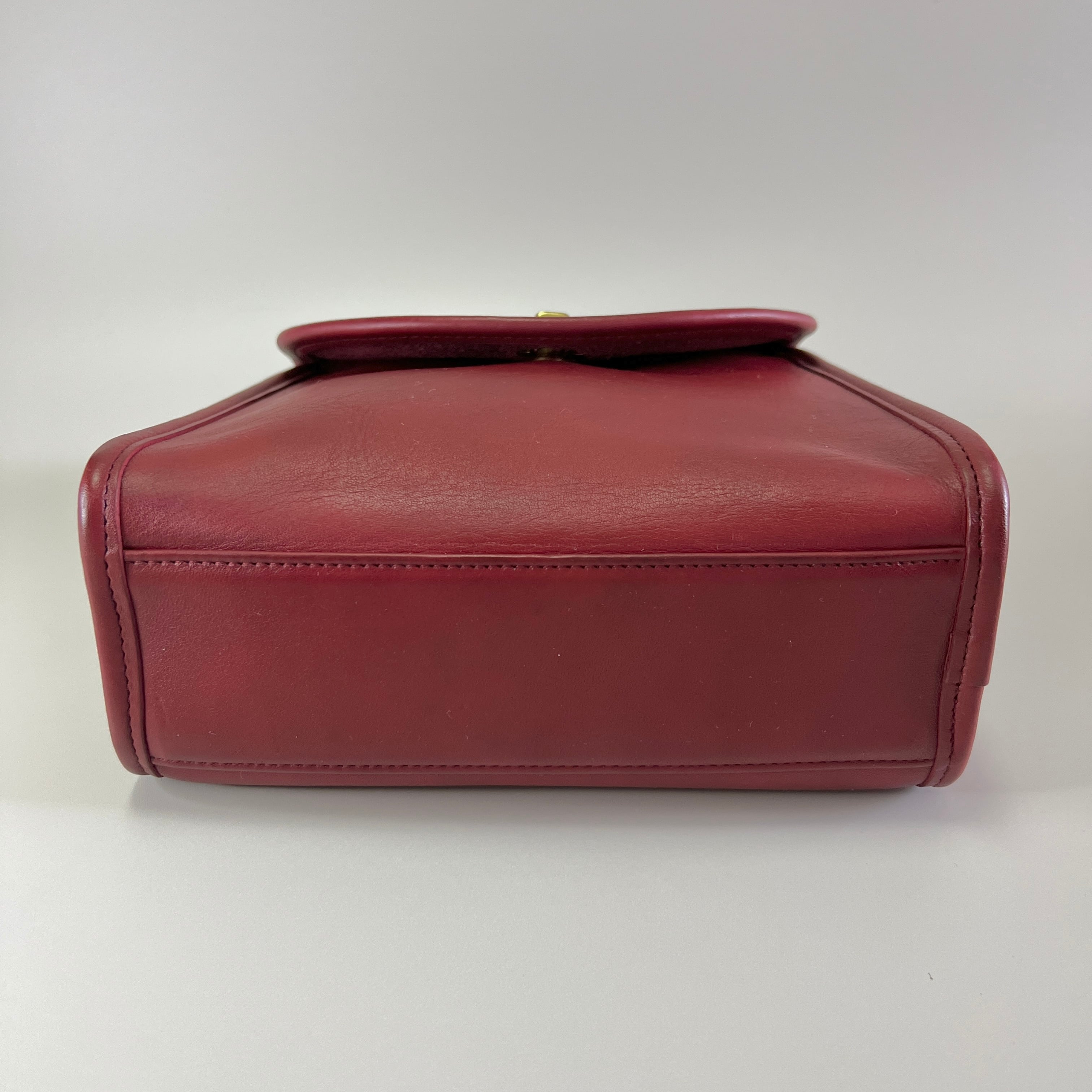 Vintage Coach #9985 REGINA BAG 1996 | ONE VINTAGE