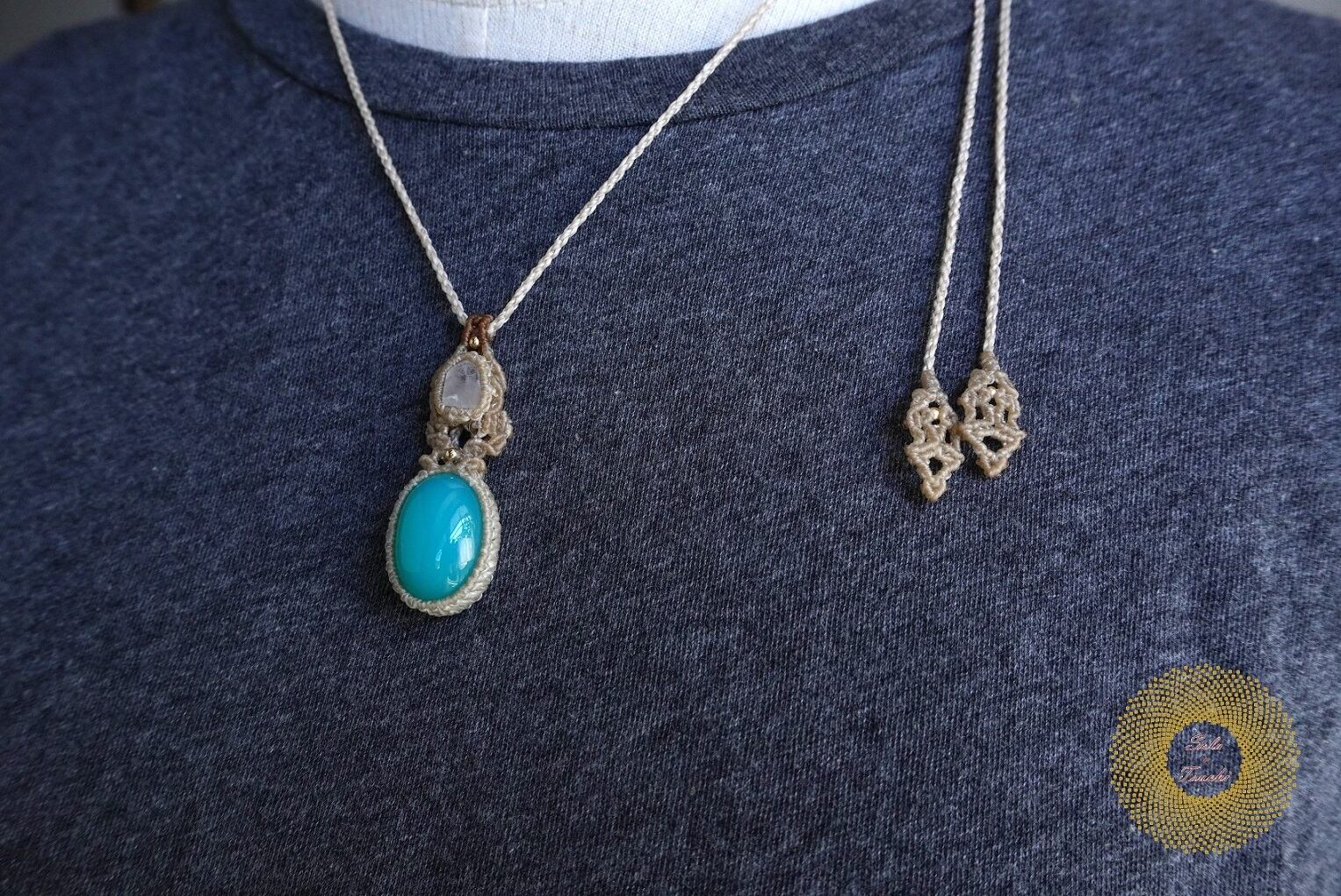 ブルーオパールのマクラメペンダント♪ ブルーオパール 原石 マクラメ編みペンダントネックレス 鹿革紐