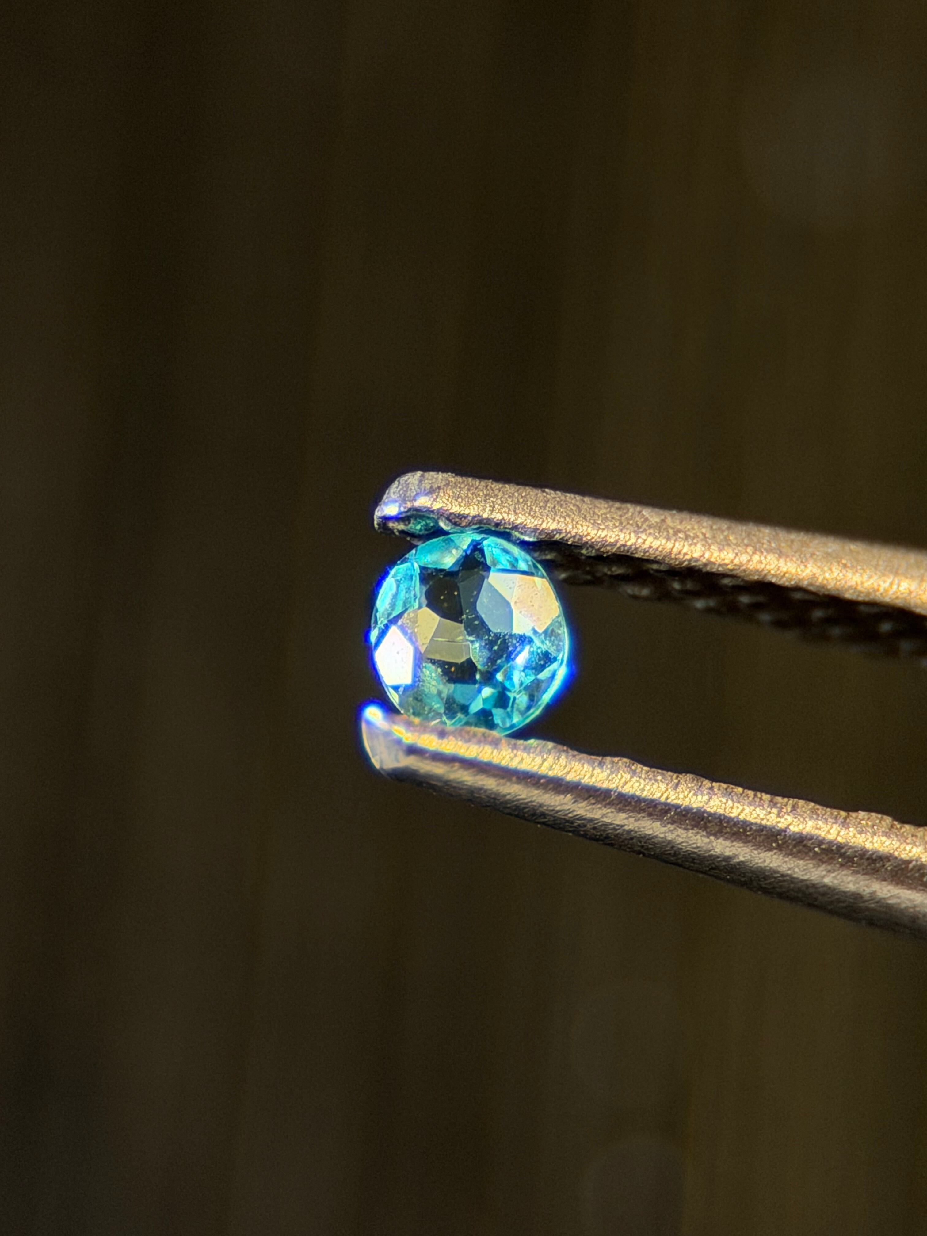パライバトルマリン 5個で0.38ct 2.7mmラウンド | パライバトルマリン