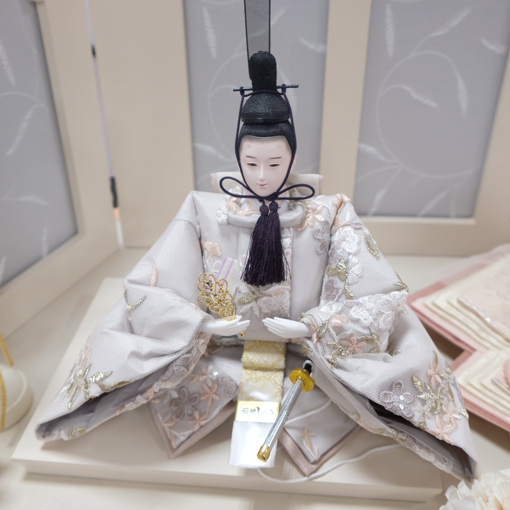 雛人形｜HINADOLL 新王飾り｜女の子 ｜桃の節句｜コンパクト｜久月正規