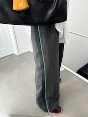 ピンストライプトラックスPT/チャコール