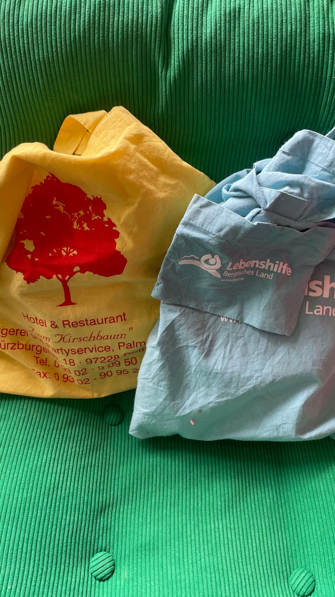 EURO vintage baby blue pocket tote