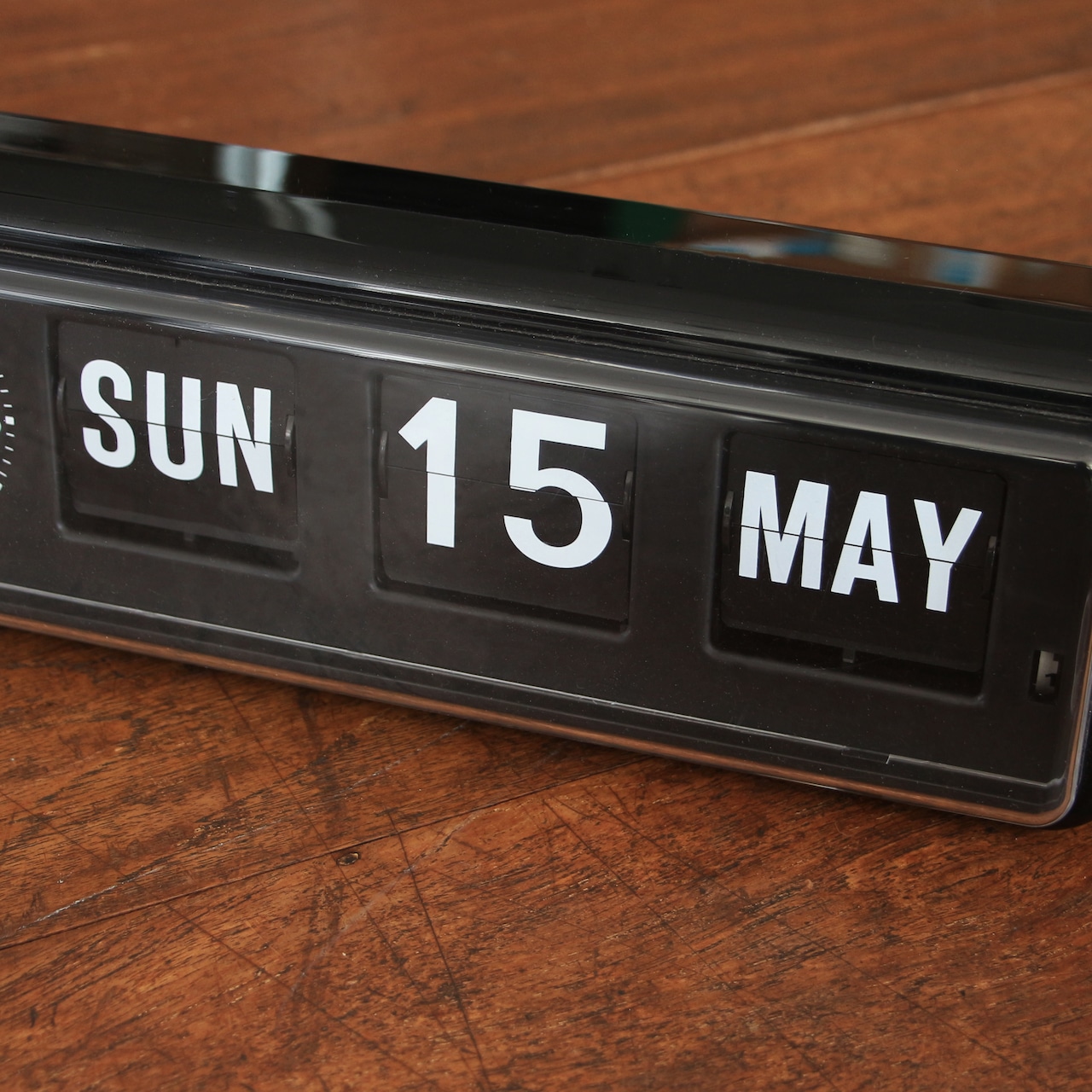 Twemco Calendar Clock #BQ-38