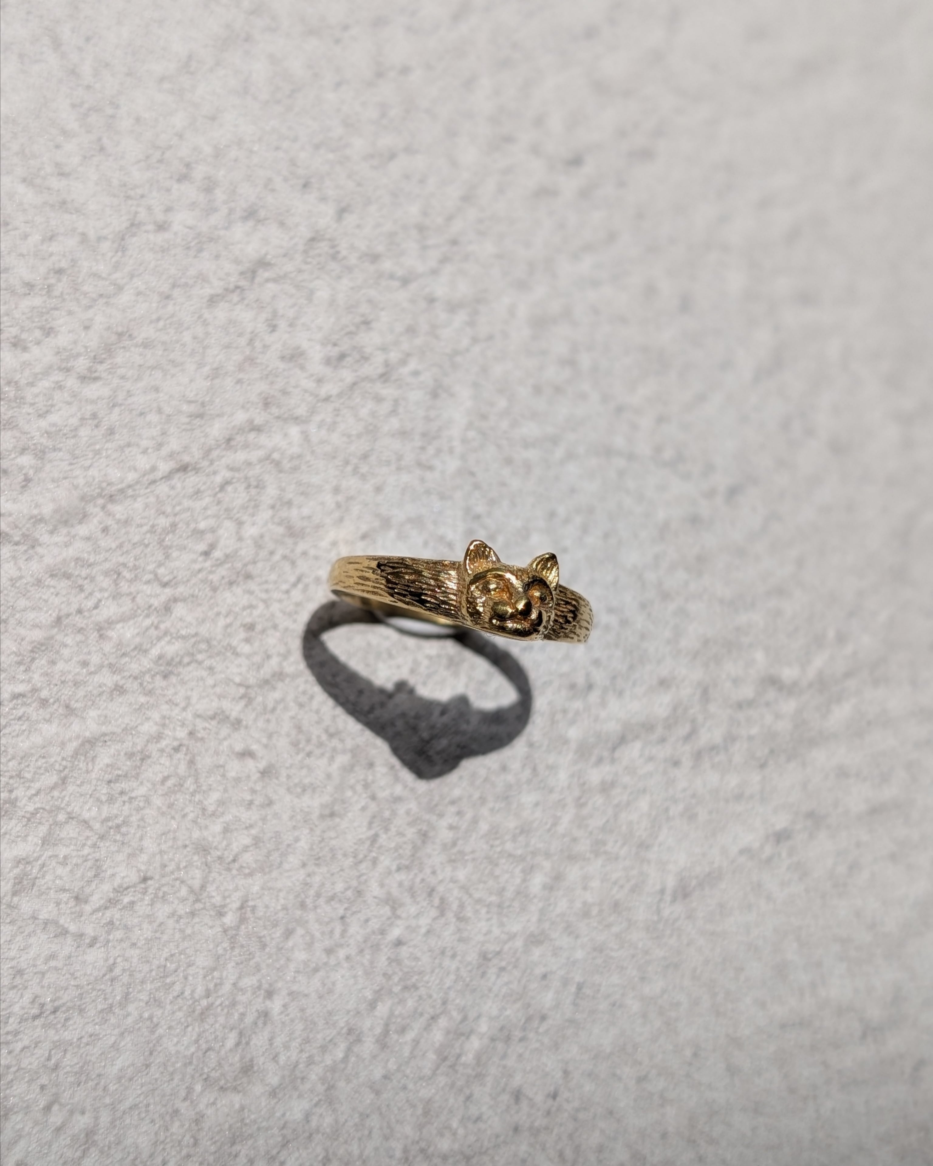 【labyrinthvintage】 Cat face ring