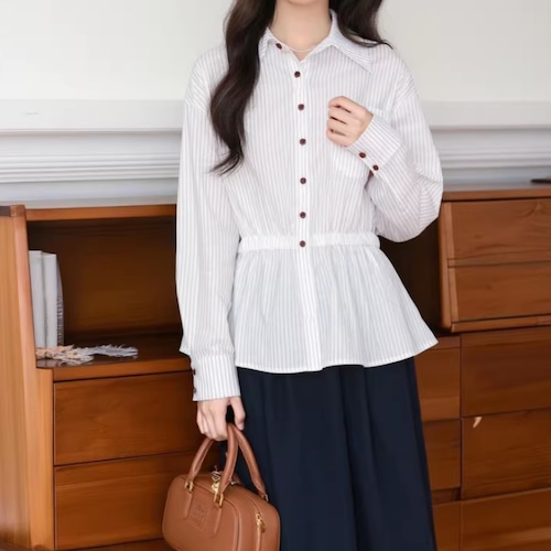 絞りウエストのストライプブラウス ・10497