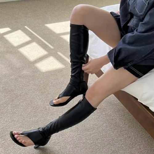 ロングブーツ レディース ブーツ 靴 シューズ サマーブーツ トング シンプル 無地 ヒール 黒 ブラック 美脚 脚長 カジュアル お出かけ おしゃれ きれいめ エレガント ファッションブーツ 女性