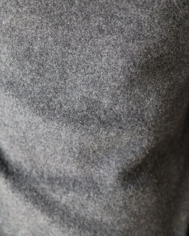 【Dior】mock neck knit