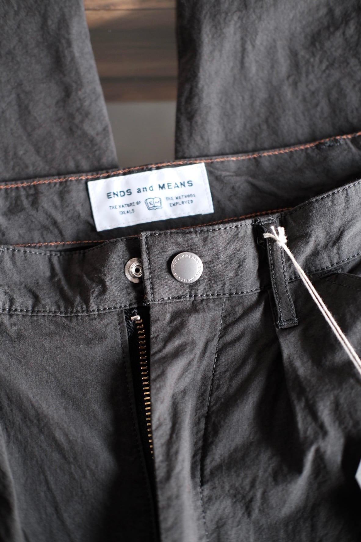 ENDS and MEANS＜エンズアンドミーンズ＞Double knee painter pants
