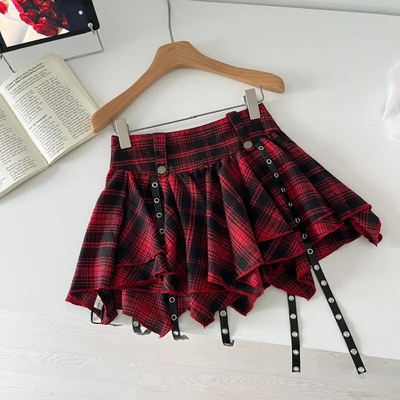 女性の赤のチェック柄ミニスカート原宿 Y2k 2000 年代ヴィンテージ
