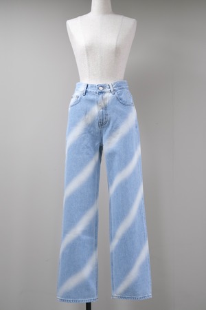 【Kijun】High-Rise Oblique Jeans