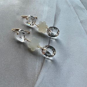 Restock/ Cloud & Crystal Pierced earrings