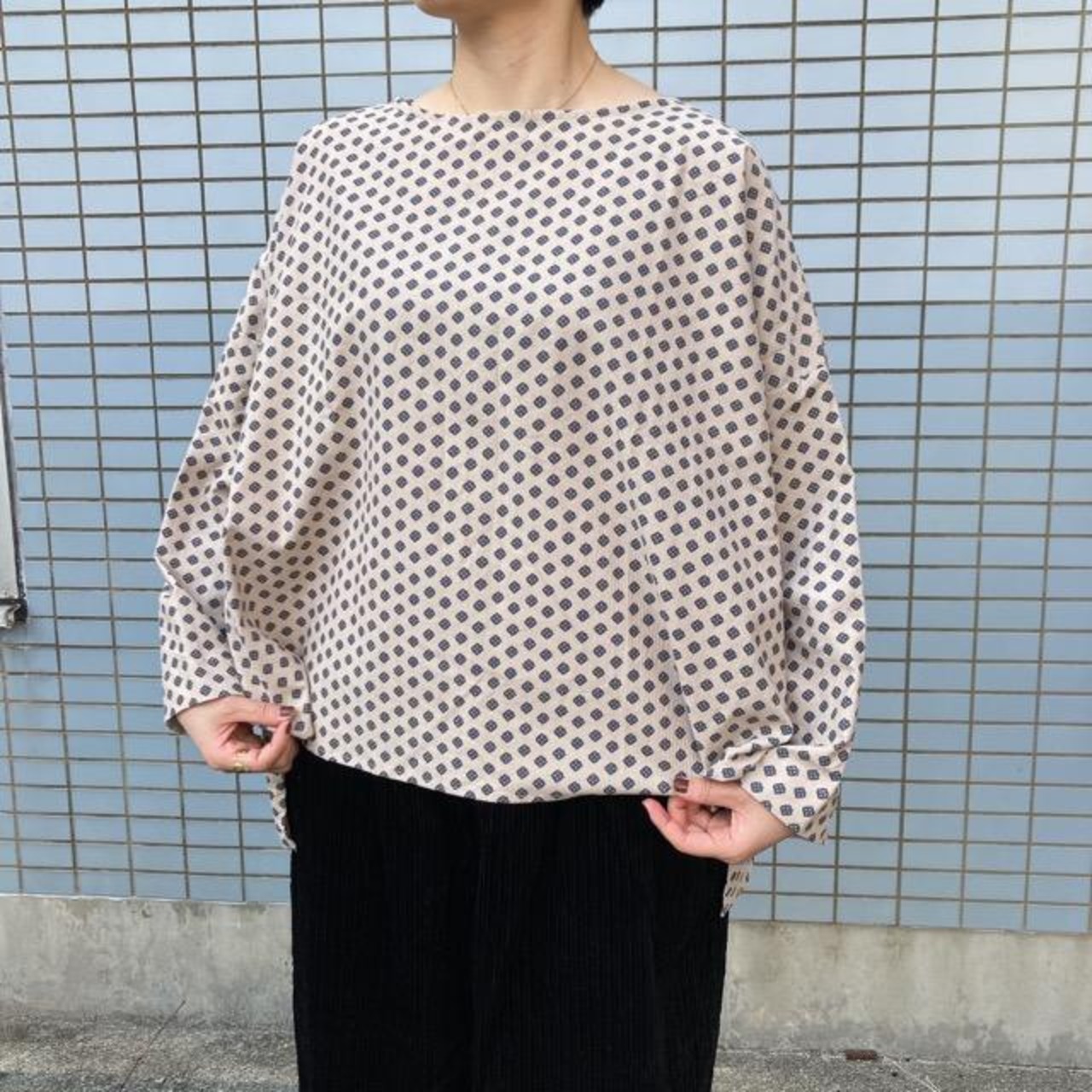 ICHI（イチ）　小紋柄ブラウス　ベージュ