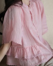 ラウンドネックフレンチブラウス