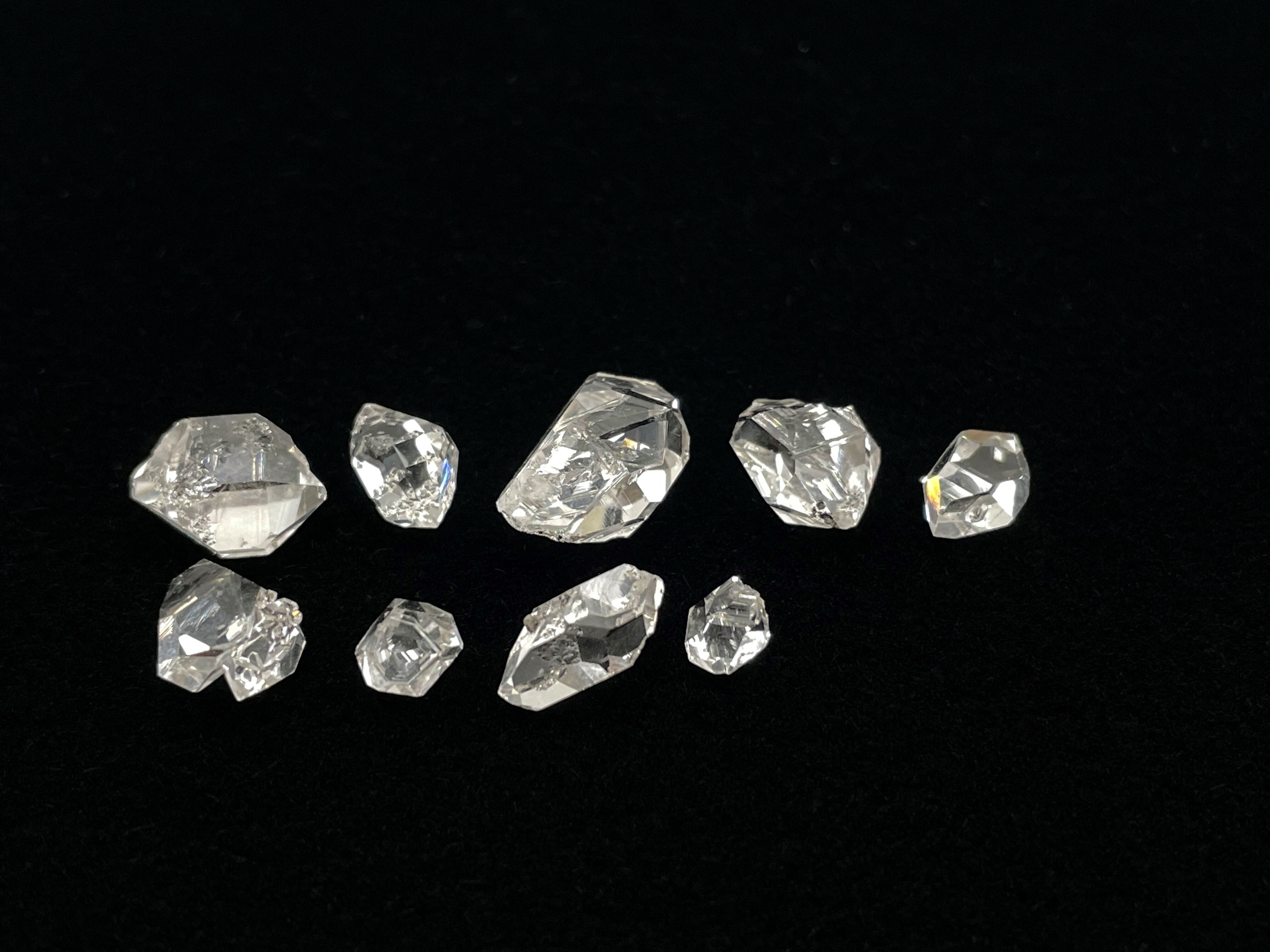 さざれ石（ハーキマー水晶） さざれ石（ハーキマー水晶） | DantaliaN