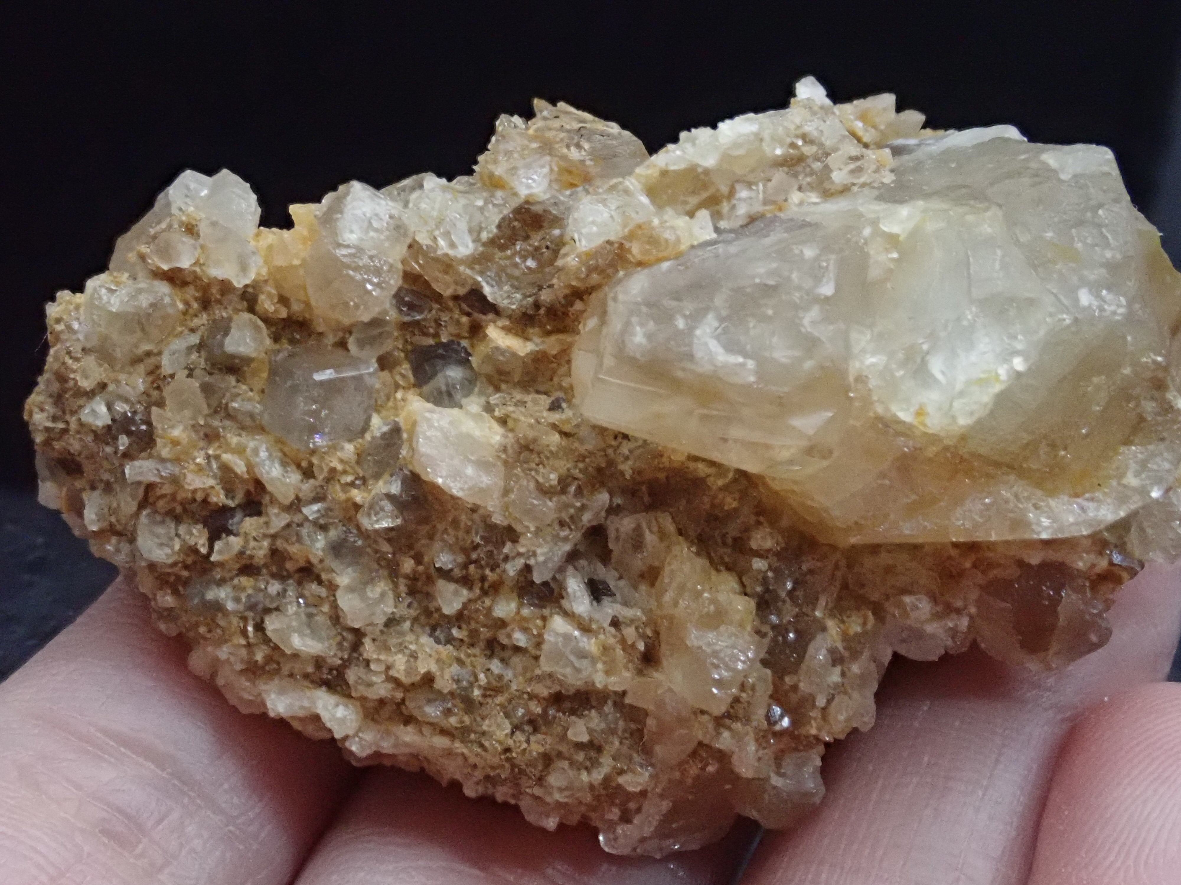 CRE+ STONE 健康アクセサリー　ラドン　石　鉱石　水　ガーネット末 CRE+ STONE 健康アクセサリー ラドン 石 鉱石 水 ガーネット末 CRE+