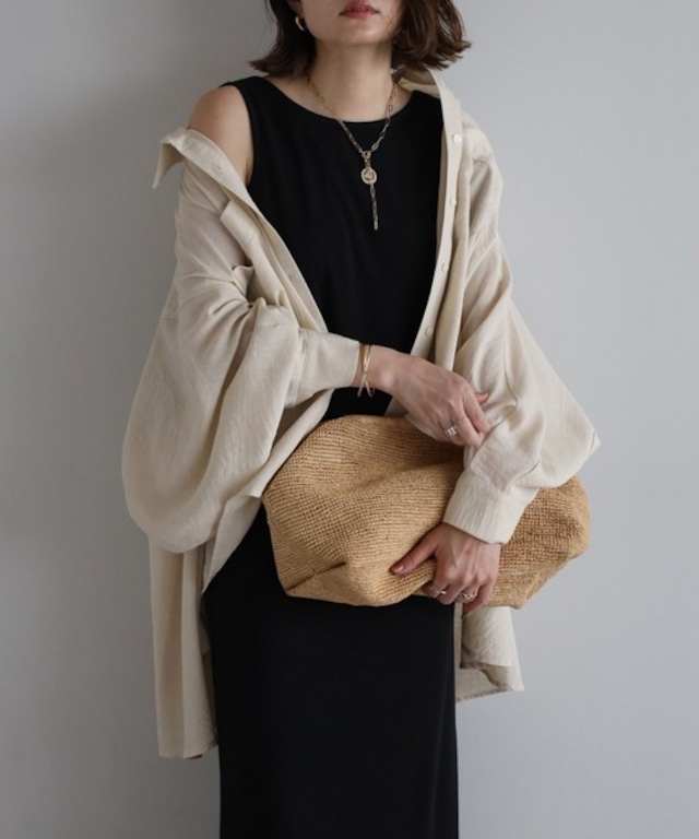 ロングスリーブシャツ