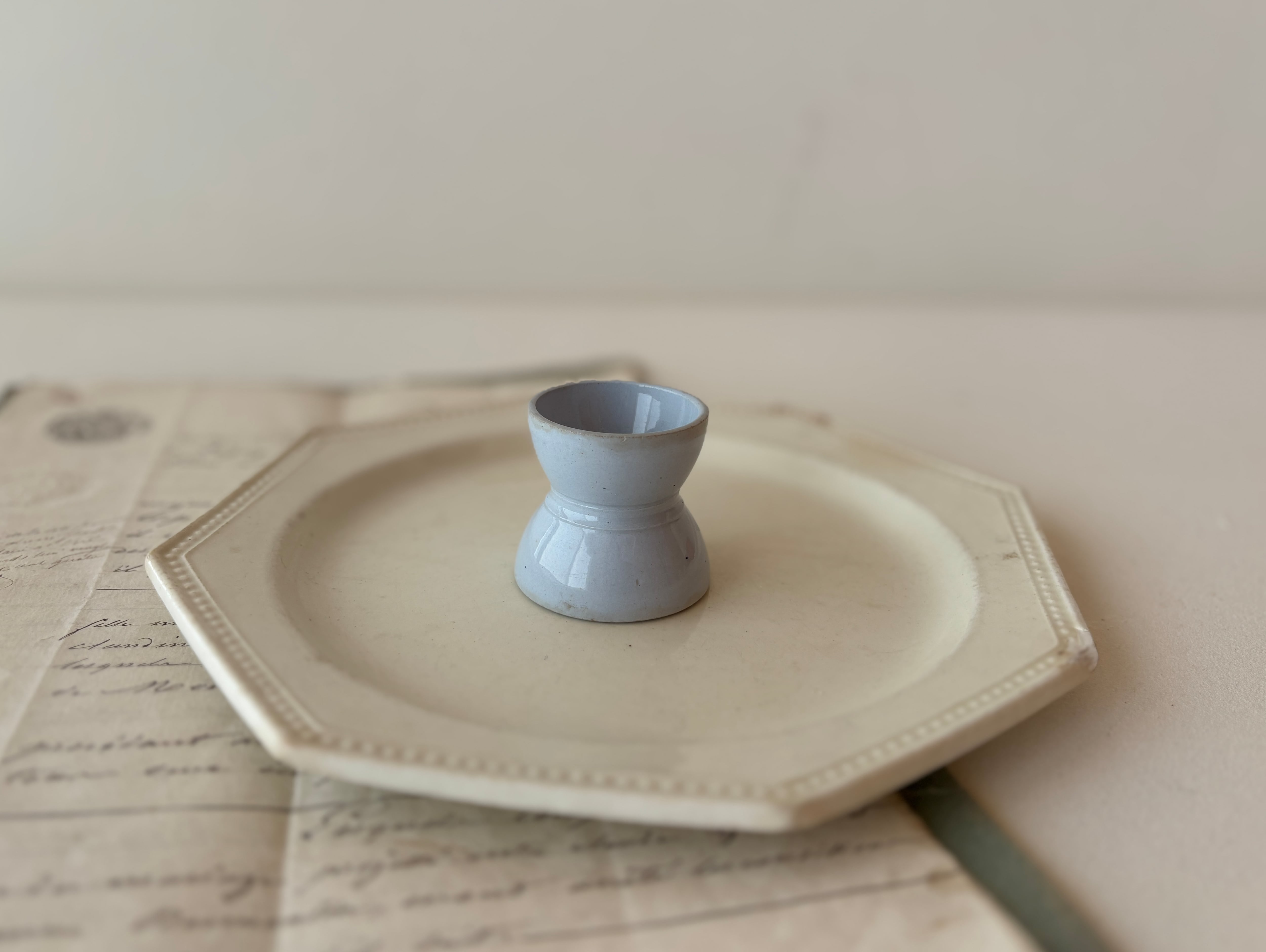 【L】フランスアンティーク コクティエ エッグカップ エッグスタンド ペールブルー