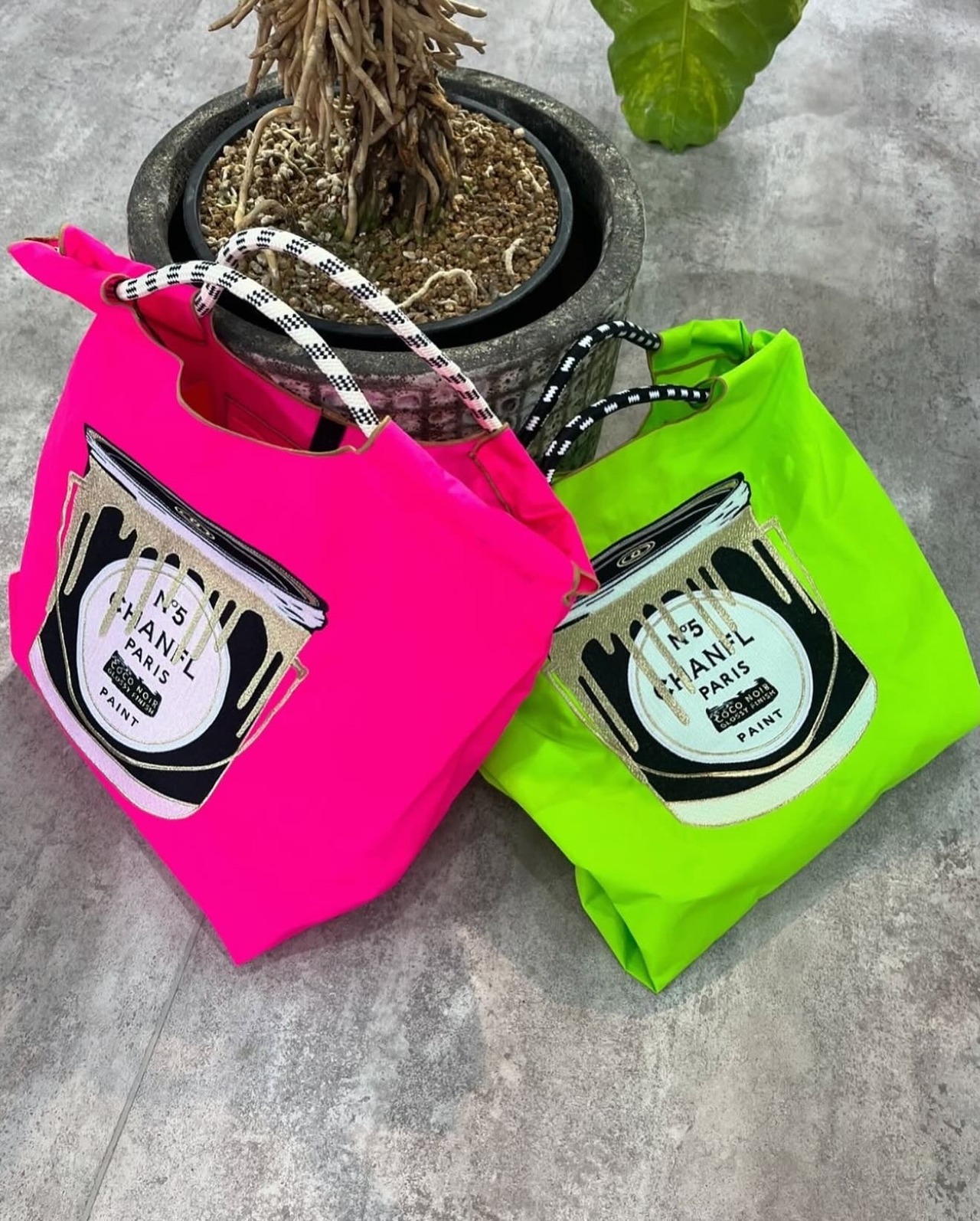 ミカーレミカーレ MICALLEMICALLE　CHペイント缶トートバッグ