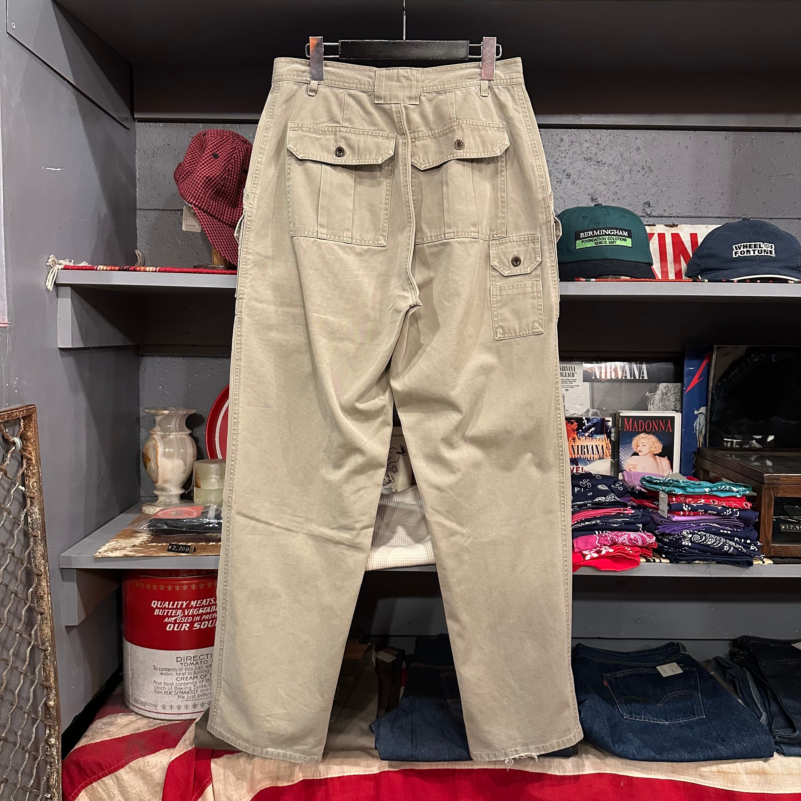90s Eddie Bauer Bush Chino Pants | VOSTOK 90s Eddie Bauer Bush Chino Pants | VOSTOK