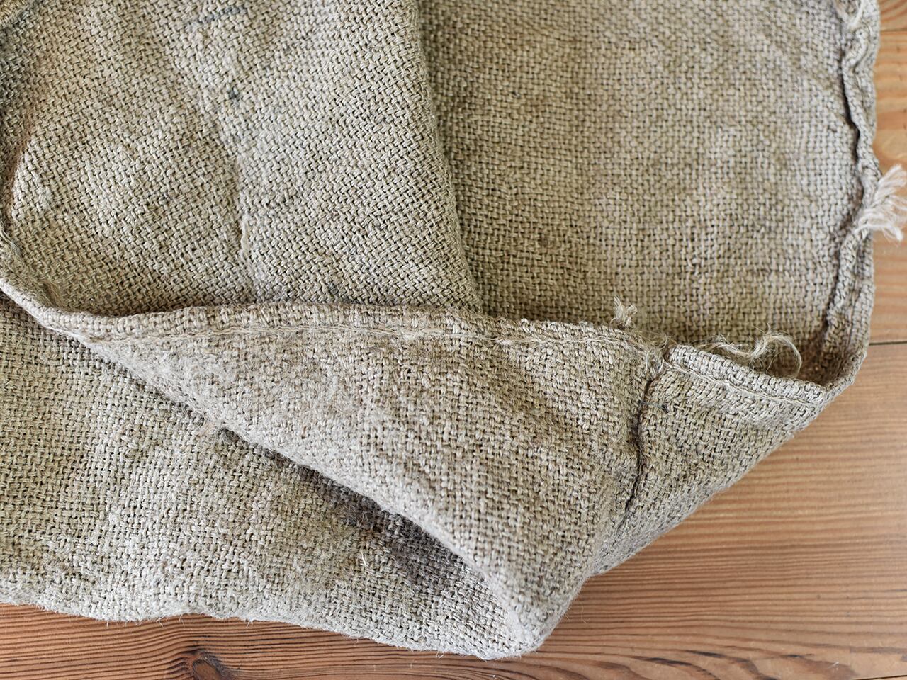 コーヒー豆が入っていた大きな麻袋 *アンティーク