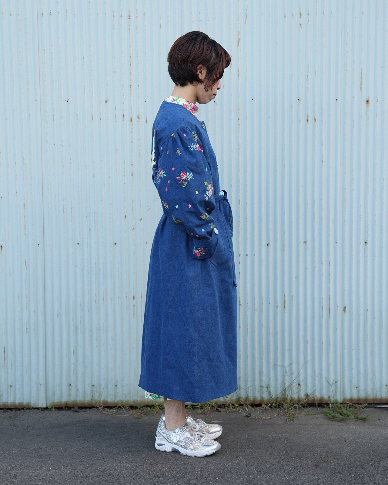 刺繍デニムコート Collarless embroidered coat (Dark blue